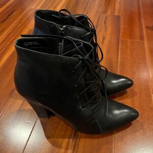 Steve Madden Black Boots Jillinna Lace Up Pointed Toe Block Heel Ankle New‎ 9.5